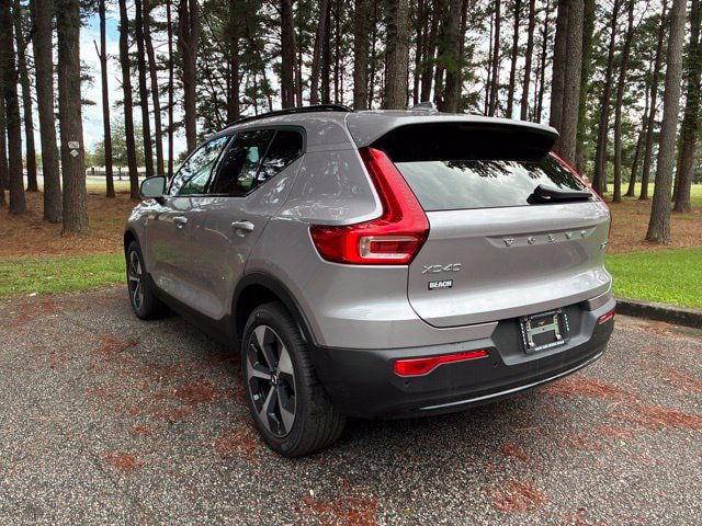 New 2026 Volvo XC40 B5 Plus w/ Protection Package Premier AWD/4WD image 7