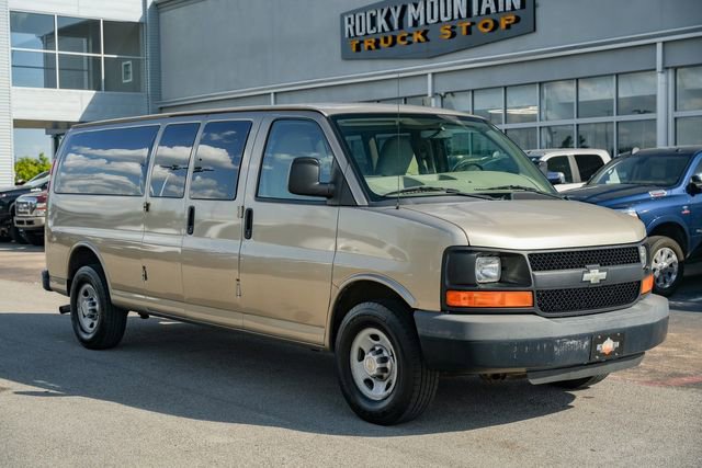 Used 2013 Chevrolet Express 3500 LS RWD image 3
