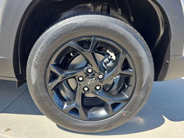 New 2026 Chevrolet Trax LT FWD image 32