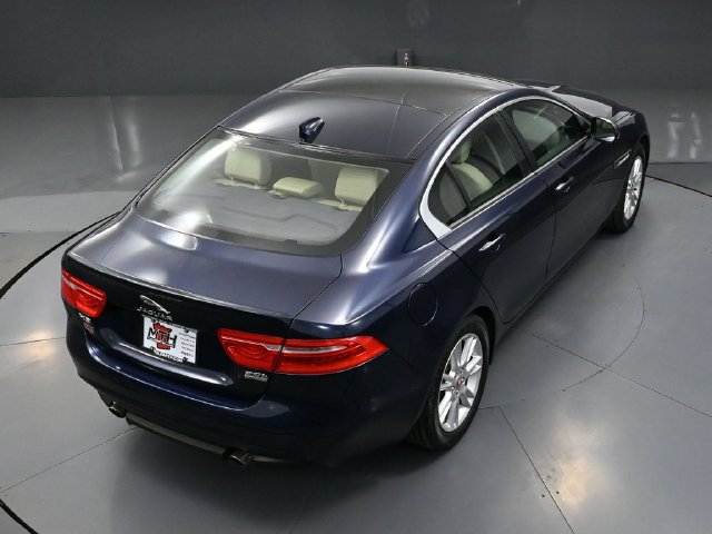 Used 2018 Jaguar XE Premium AWD/4WD image 49