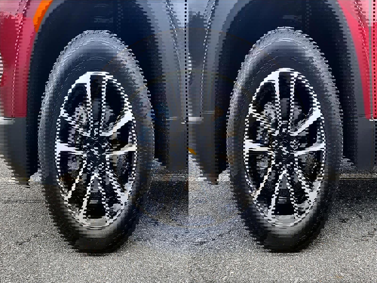 Used 2025 Chevrolet TrailBlazer LT w/ Convenience Package AWD/4WD image 7