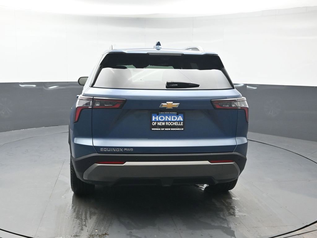 Used 2025 Chevrolet Equinox LT w/ Convenience Package II image 5