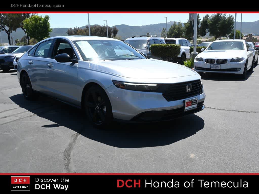 Used 2025 Honda Accord Sport image 3