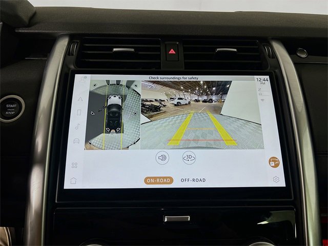 Used 2024 Land Rover Discovery S image 17