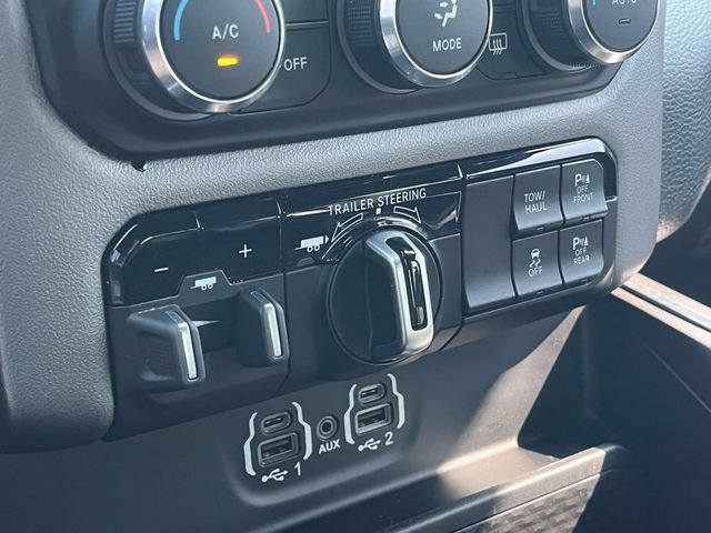 Used 2022 RAM 1500 Laramie w/ Sport Appearance Package AWD/4WD image 31