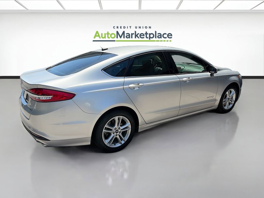 Used 2018 Ford Fusion S FWD image 7