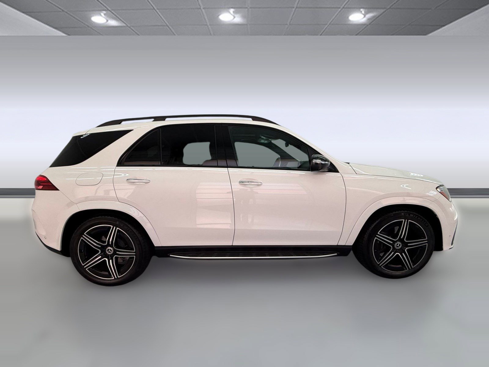 Used 2025 Mercedes-Benz GLE 450 4MATIC image 7