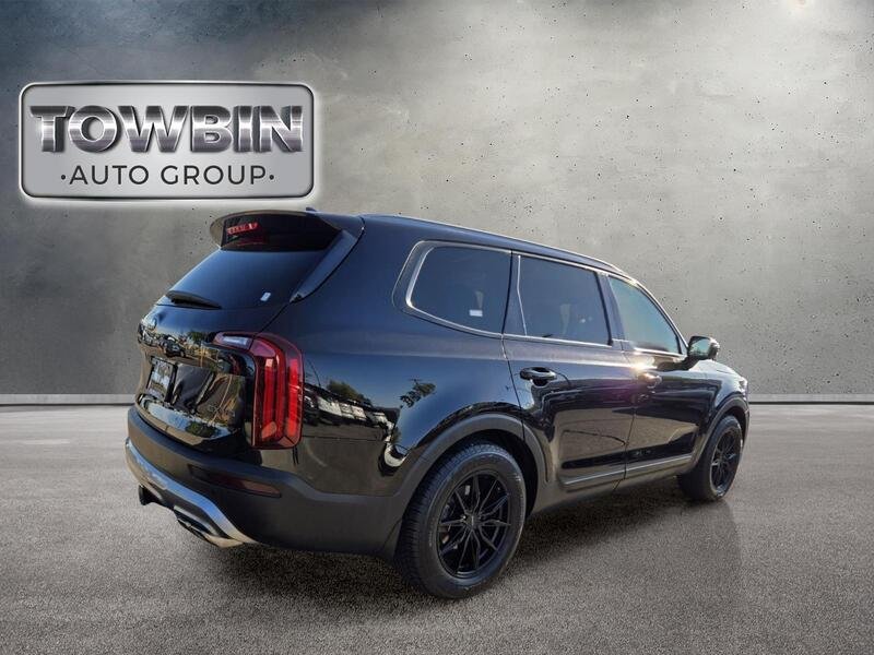 Used 2021 Kia Telluride EX w/ Towing Package FWD image 5