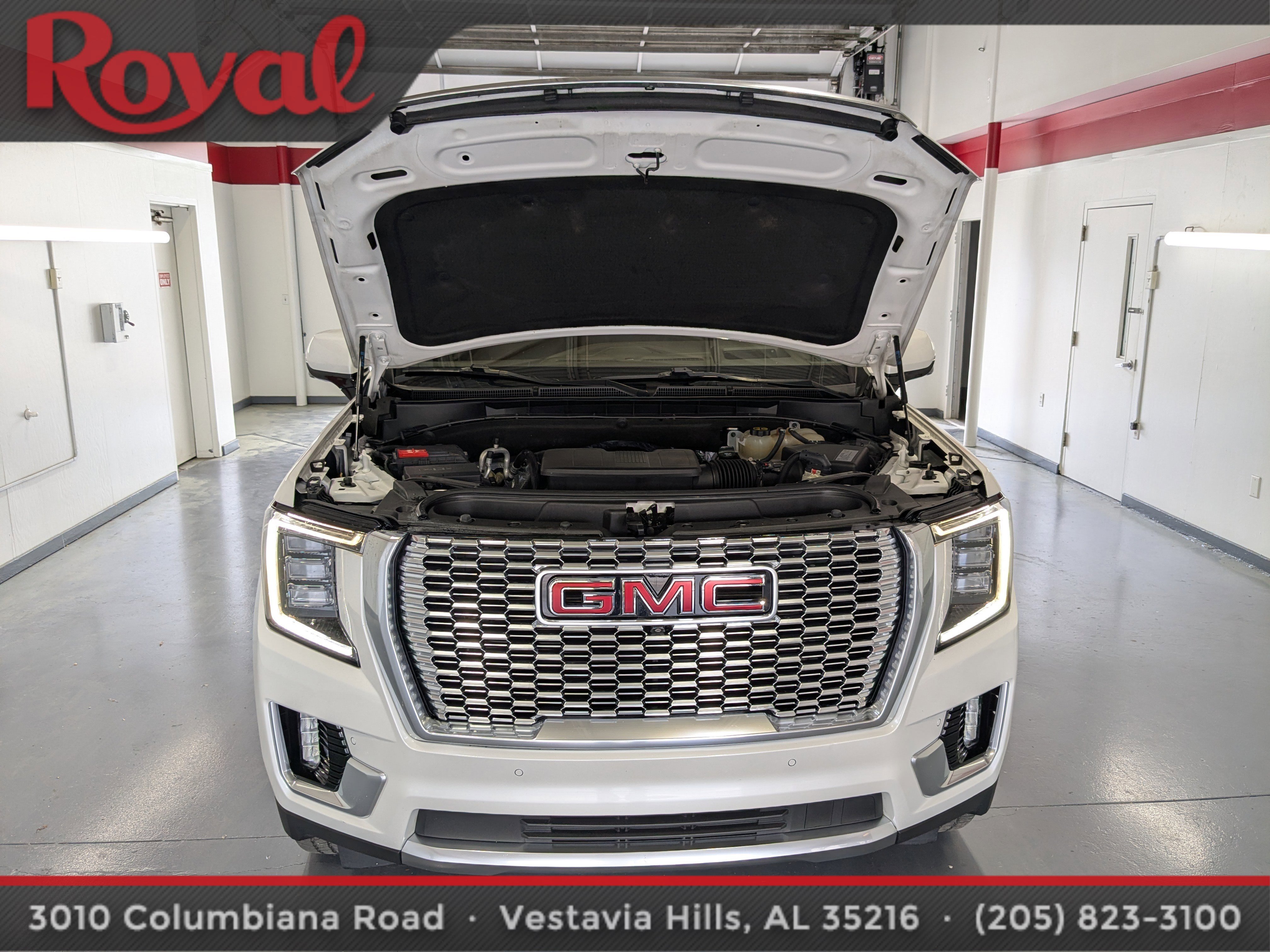 Used 2021 GMC Yukon XL Denali w/ Denali Ultimate Package image 30