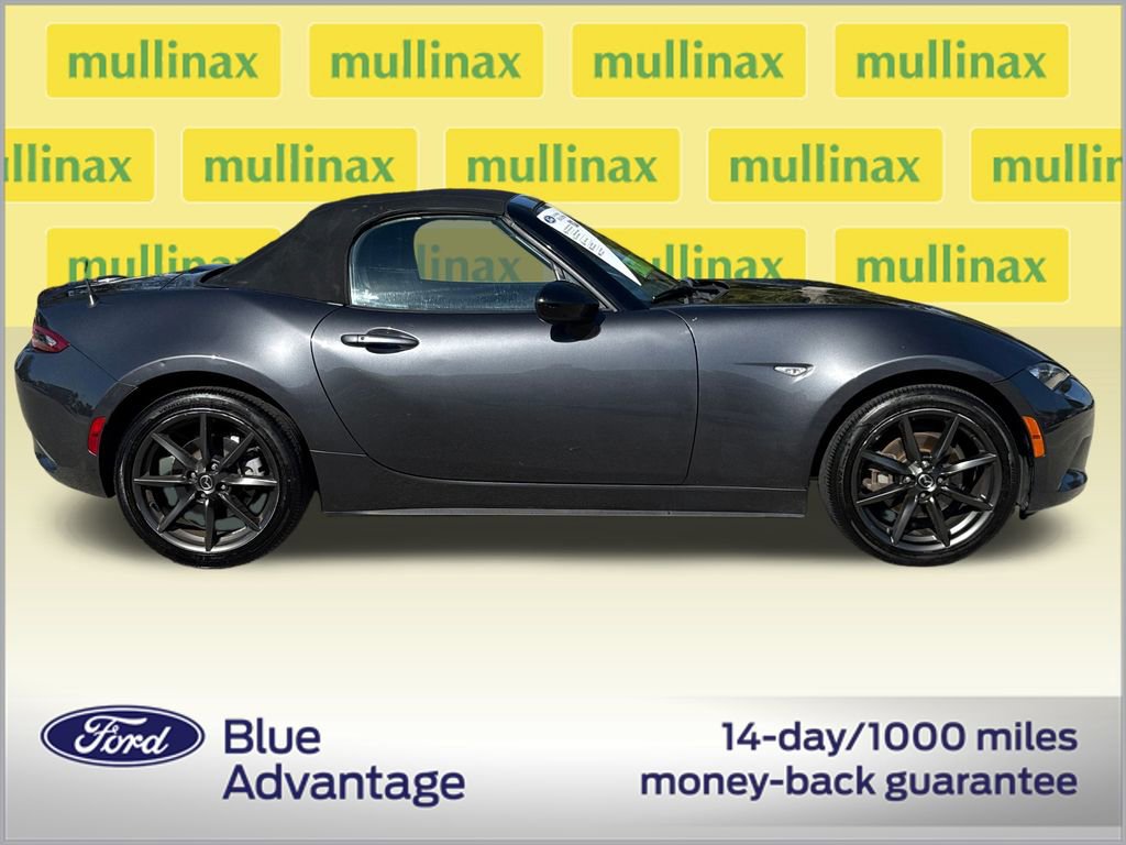Used 2017 MAZDA MX-5 Miata Club video 2