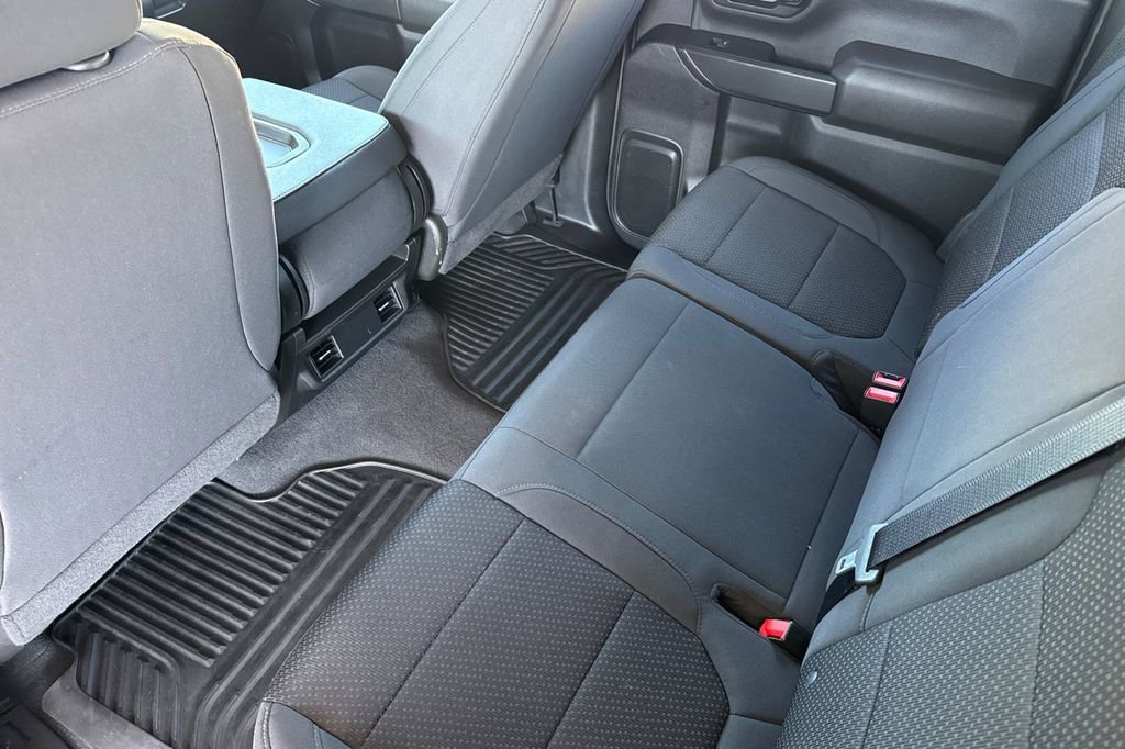 Used 2022 Chevrolet Silverado 2500 Custom w/ Custom Convenience Package image 6