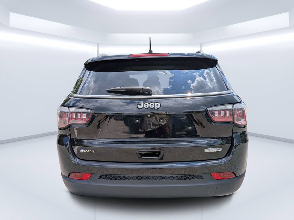 Used 2019 Jeep Compass Latitude FWD image 4