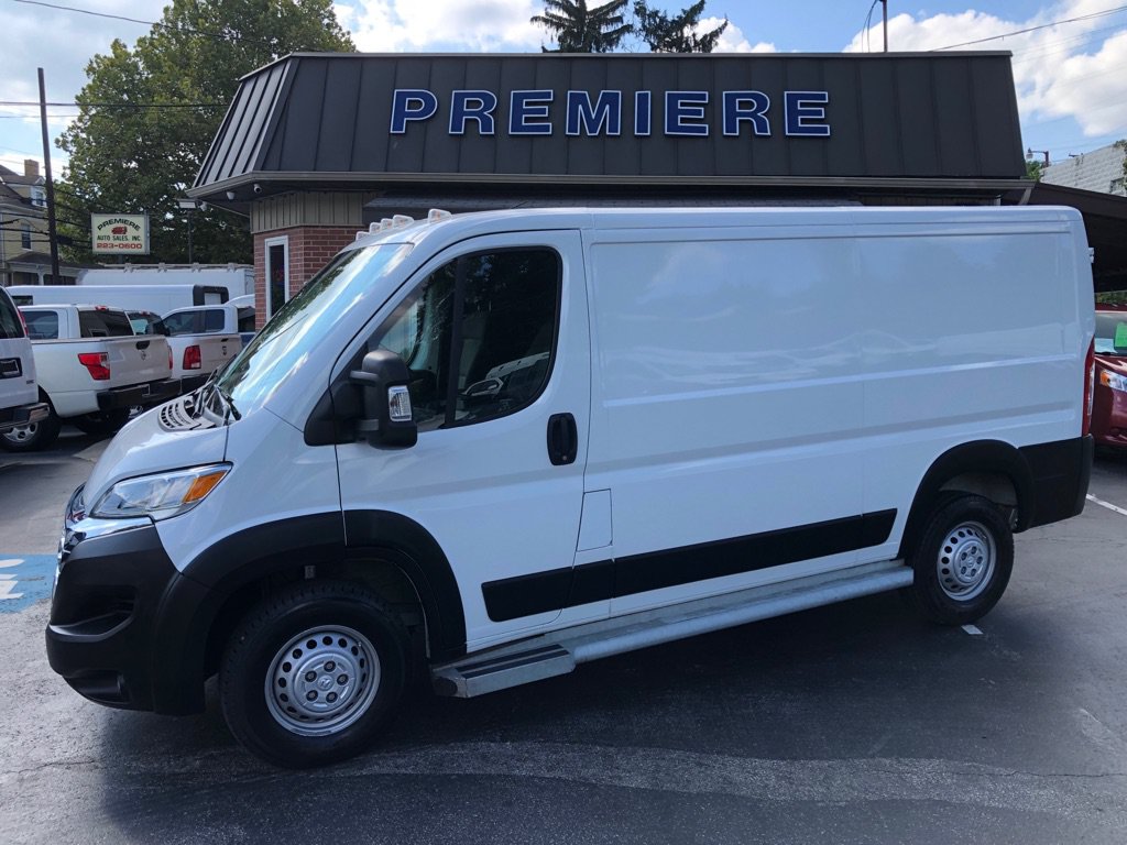 Used 2025 RAM ProMaster 2500 w/ U-Haul Equipment Group FWD image 2