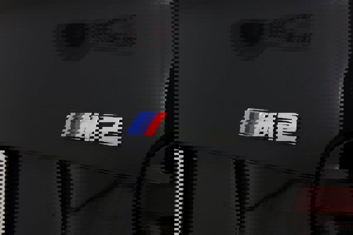 Used 2024 BMW M2 w/ Lighting Package image 15