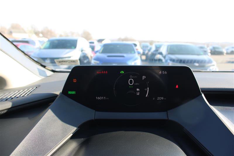 Used 2023 Toyota Prius XLE image 15
