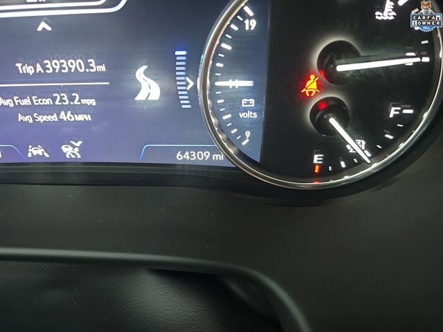 Used 2023 Buick Enclave Avenir w/ Avenir Technology Package image 16