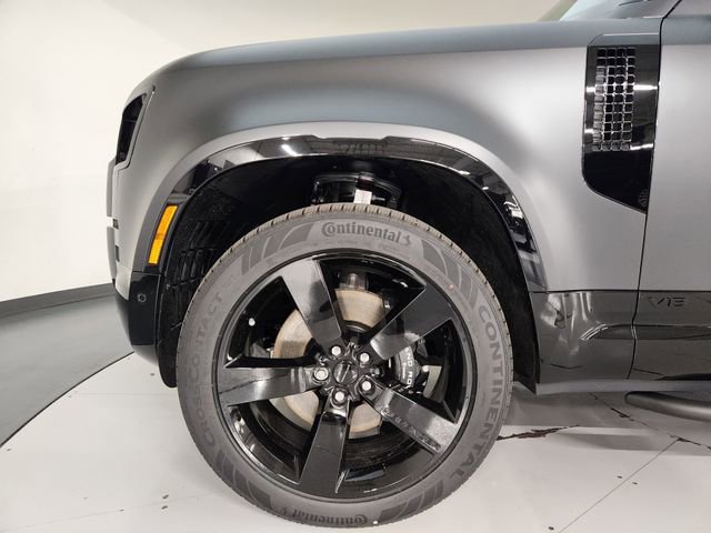 New 2026 Land Rover Defender 110 V8 image 11