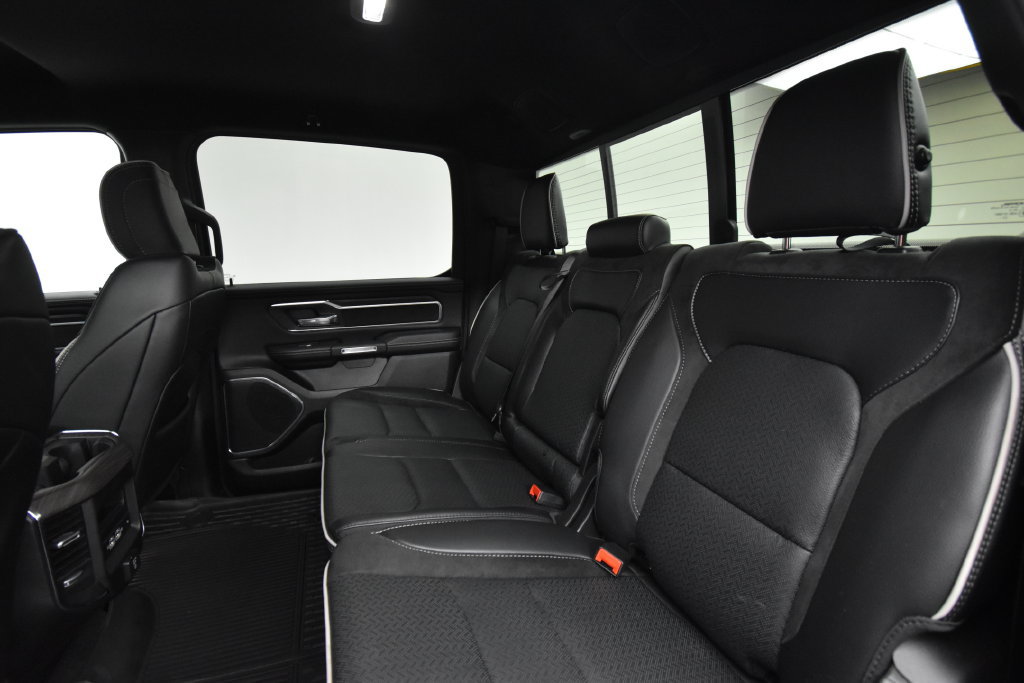 Used 2025 RAM 1500 Laramie AWD/4WD image 18