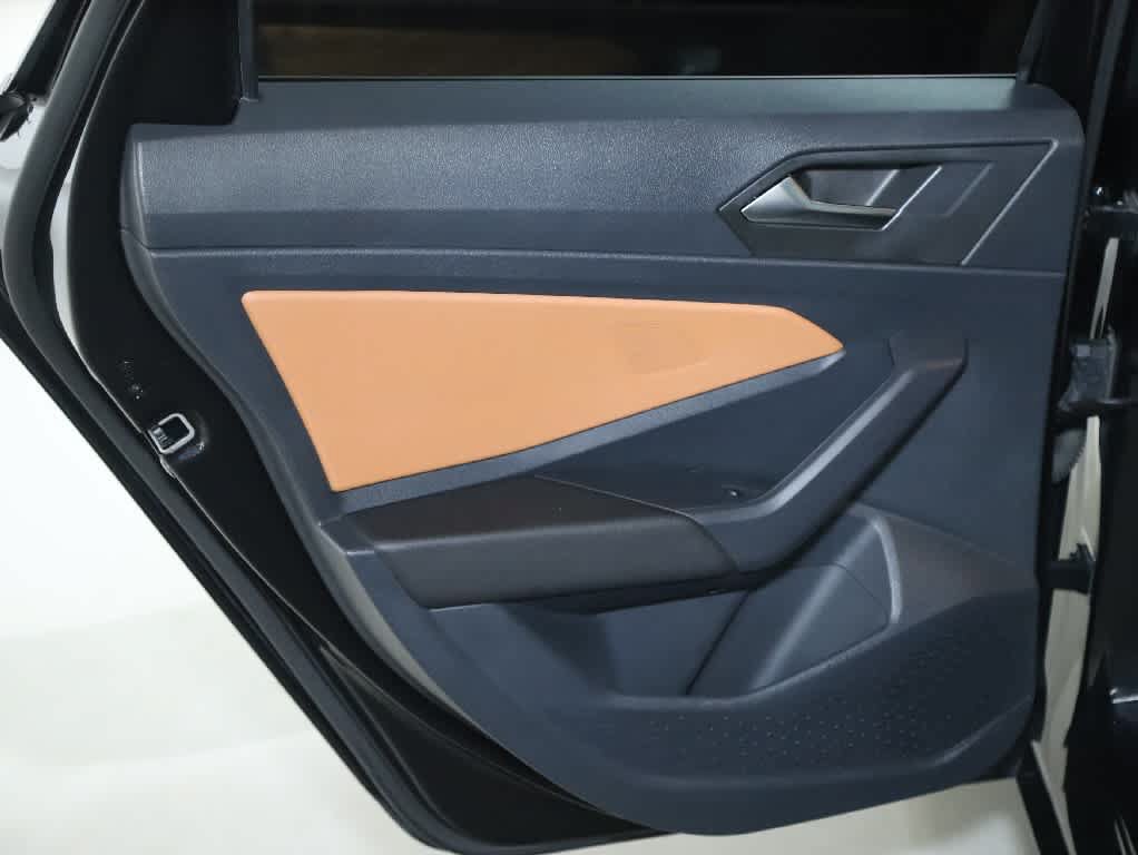 Certified 2024 Volkswagen Jetta SEL FWD image 13