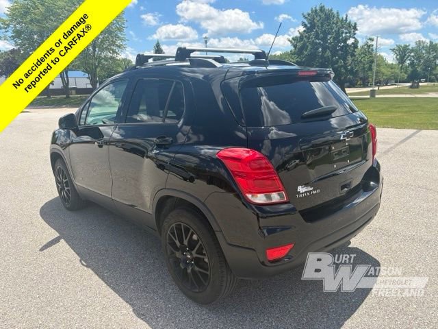 Used 2021 Chevrolet Trax LT w/ Premium Seat Package AWD/4WD image 4