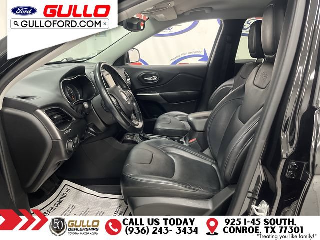 Used 2021 Jeep Cherokee Latitude Lux FWD image 28
