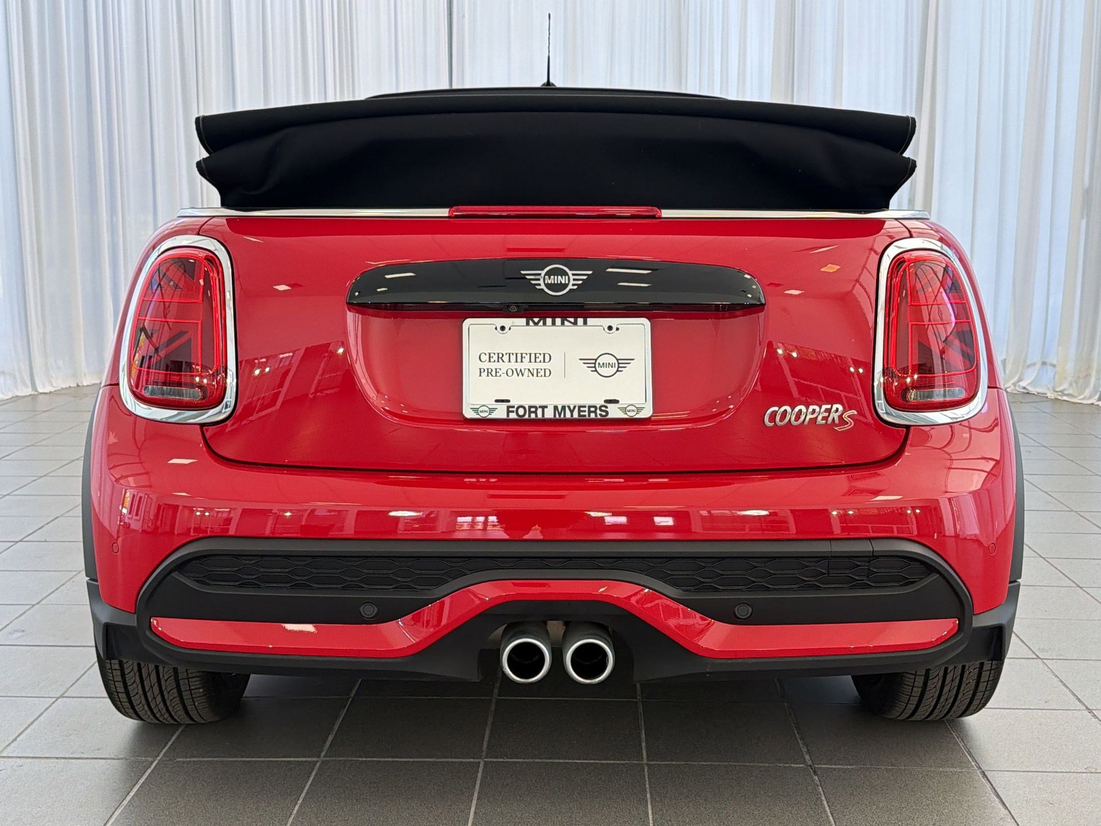 Certified 2024 MINI Cooper S w/ Signature Upholstery Package image 10