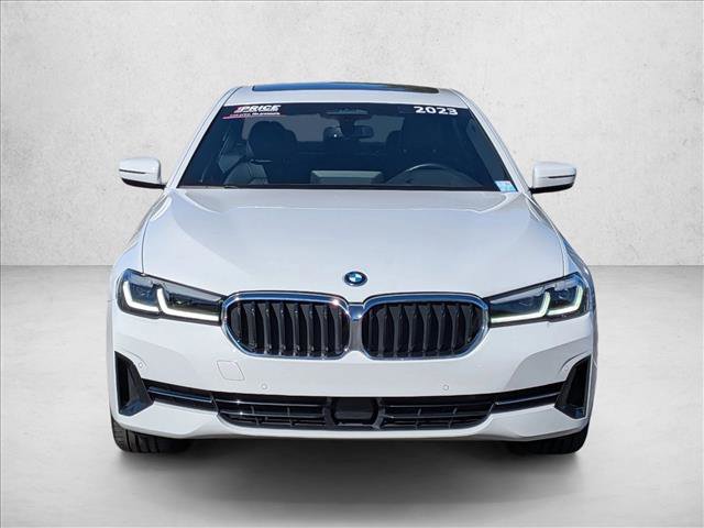 Used 2023 BMW 530e w/ Premium Package RWD image 2