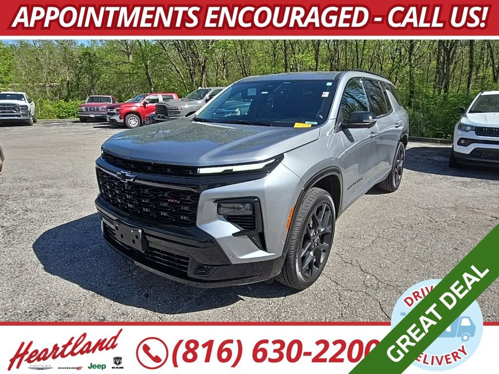 Used 2026 Chevrolet Traverse RS w/ LPO, Floor Liner Package image 1