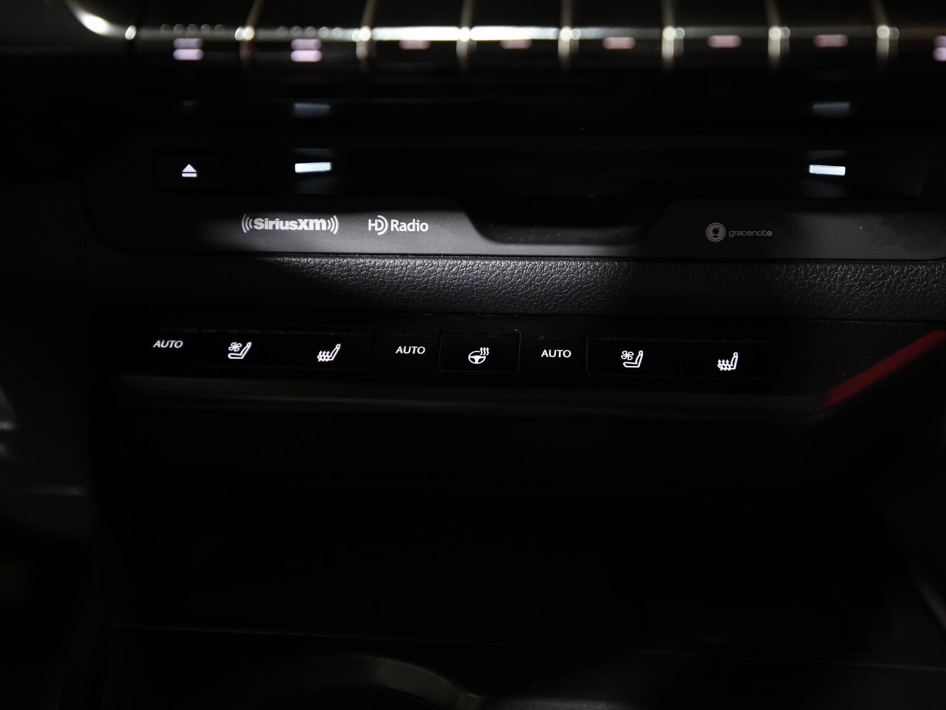 Used 2019 Lexus UX 250h w/ Premium Package AWD/4WD image 21