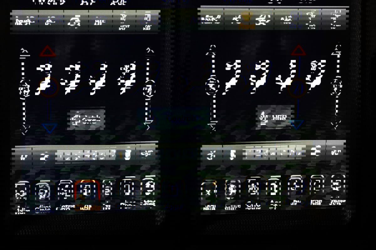 Used 2022 Jeep Wrangler Unlimited Sahara w/ Cold Weather Group image 55