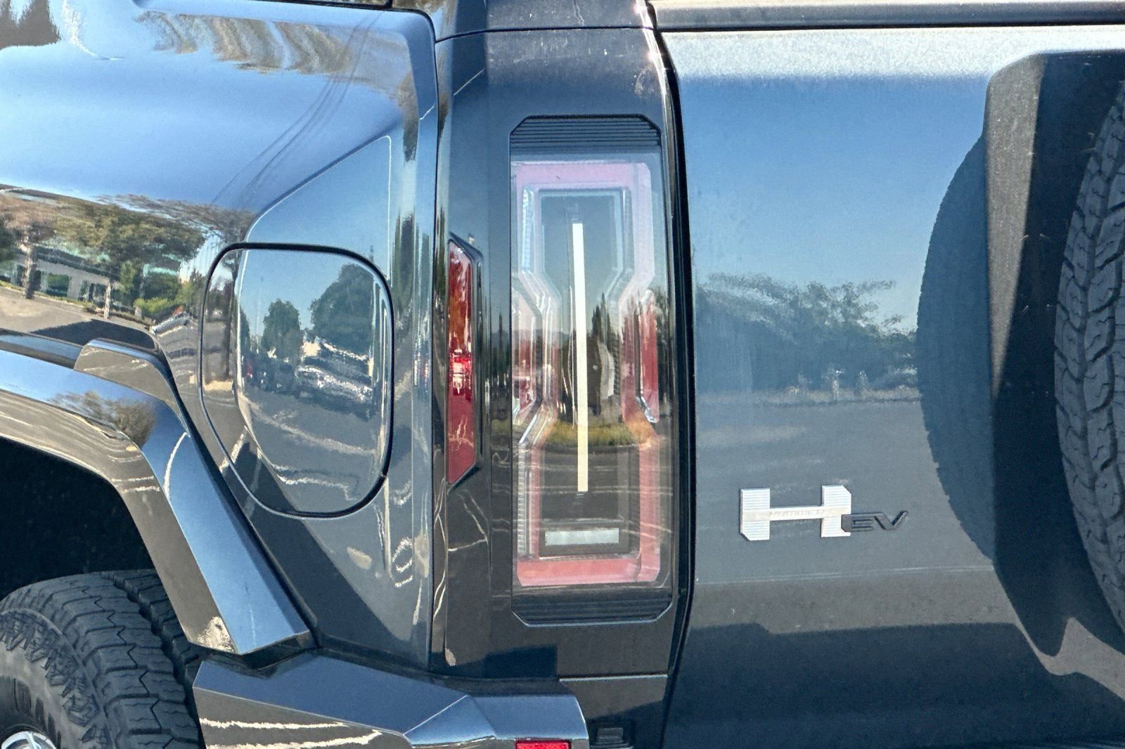 Used 2026 GMC Hummer EV SUV AWD/4WD image 47