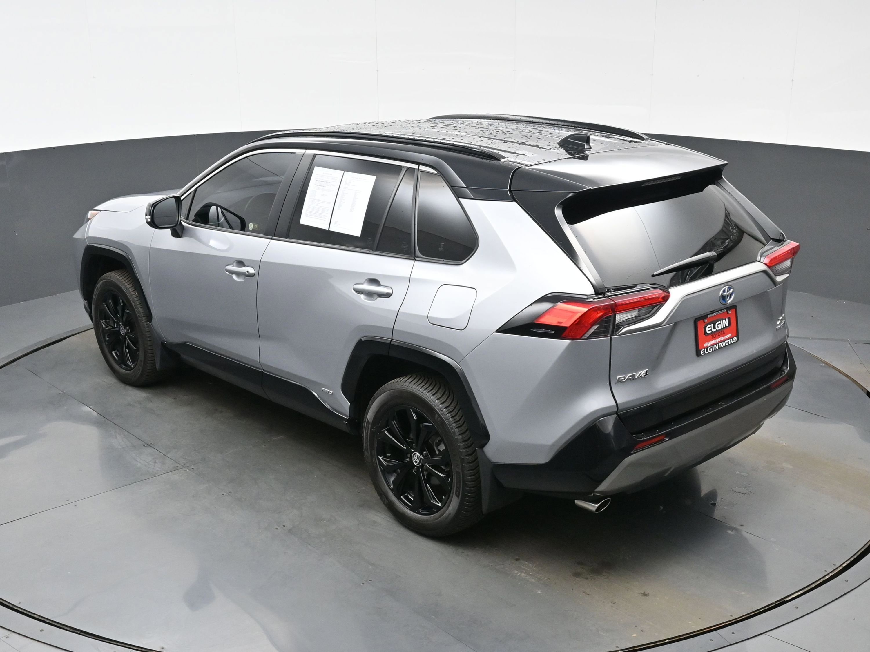 Used 2023 Toyota RAV4 XSE w/ XSE Grade Weather Package image 39