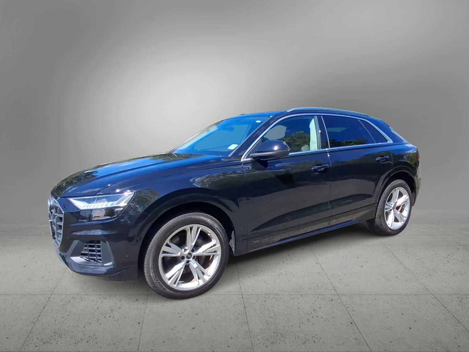 Used 2023 Audi Q8 Premium Plus AWD/4WD image 4