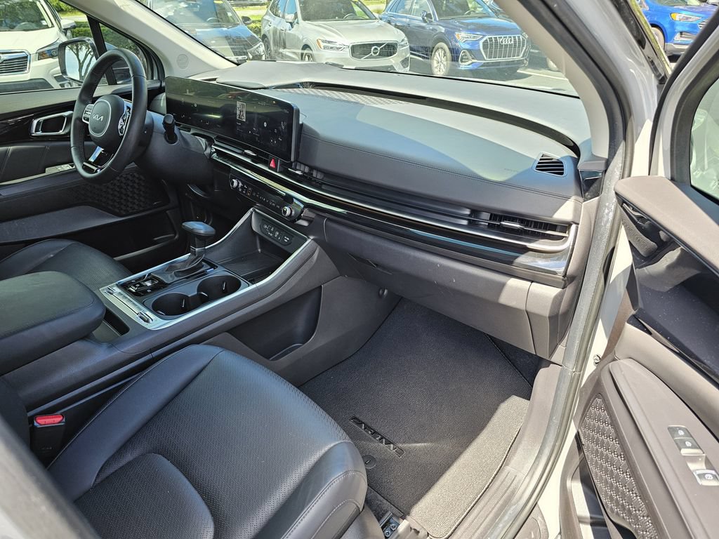 Used 2026 Kia Carnival SX Prestige FWD image 11