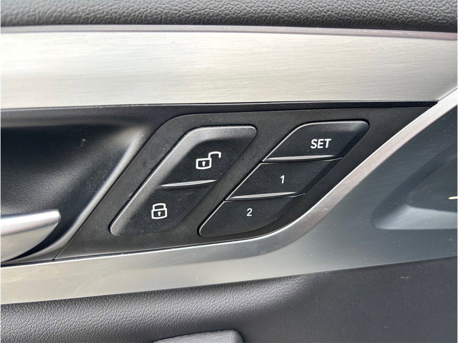 Used 2021 BMW X3 xDrive30i w/ Convenience Package image 25