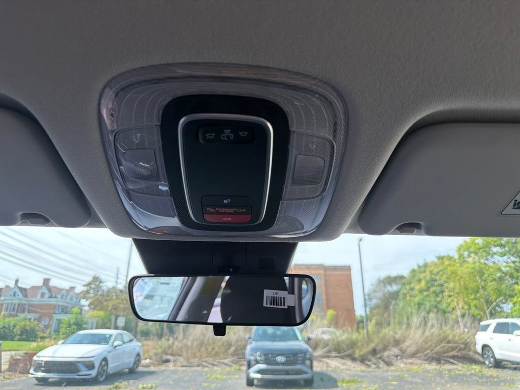 New 2027 Hyundai Kona SE AWD/4WD image 18
