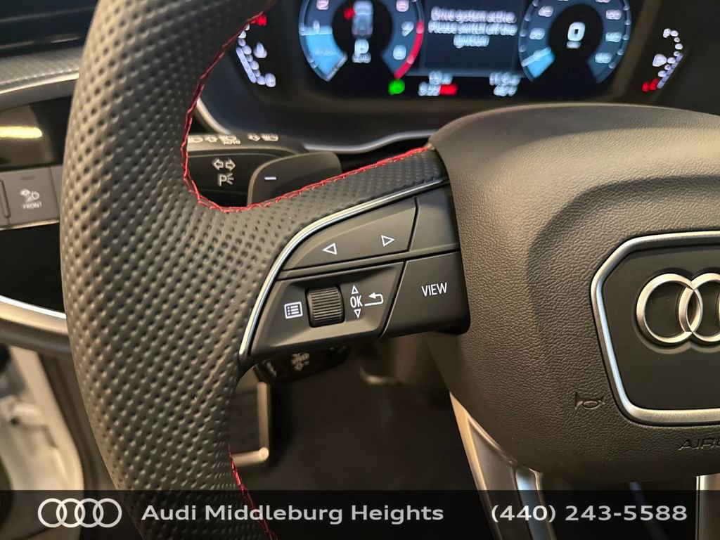 Used 2025 Audi Q3 2.0T Premium Plus w/ Premium Plus Package image 45