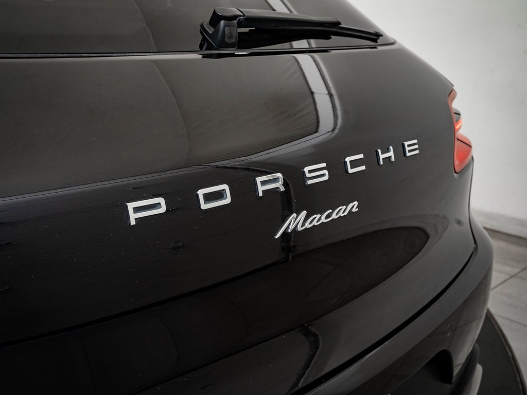 Used 2018 Porsche Macan image 16