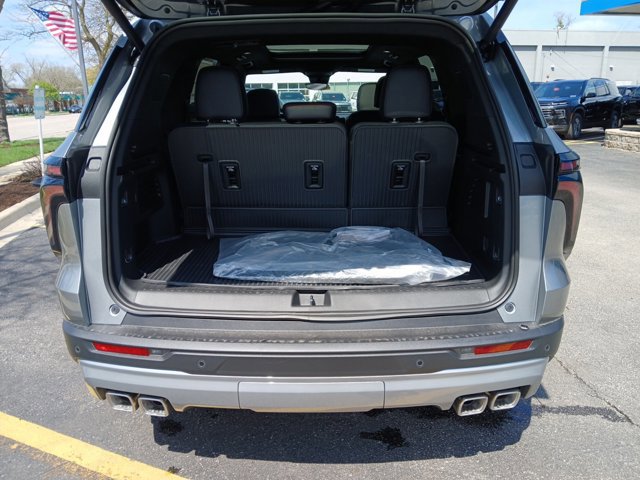 New 2026 Chevrolet Traverse Z71 w/ Enhanced Driving Package AWD/4WD image 25