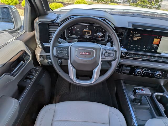 Used 2024 GMC Sierra 1500 SLT w/ SLT Premium Plus Package AWD/4WD image 18