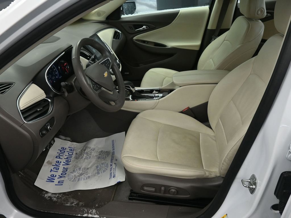 Used 2023 Chevrolet Malibu LT w/ Driver Confidence Package image 17