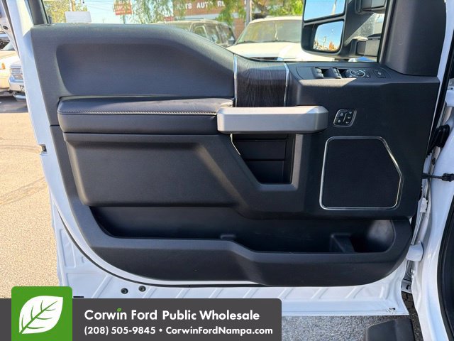 Used 2021 Ford F350 Lariat w/ Lariat Value Package AWD/4WD image 14