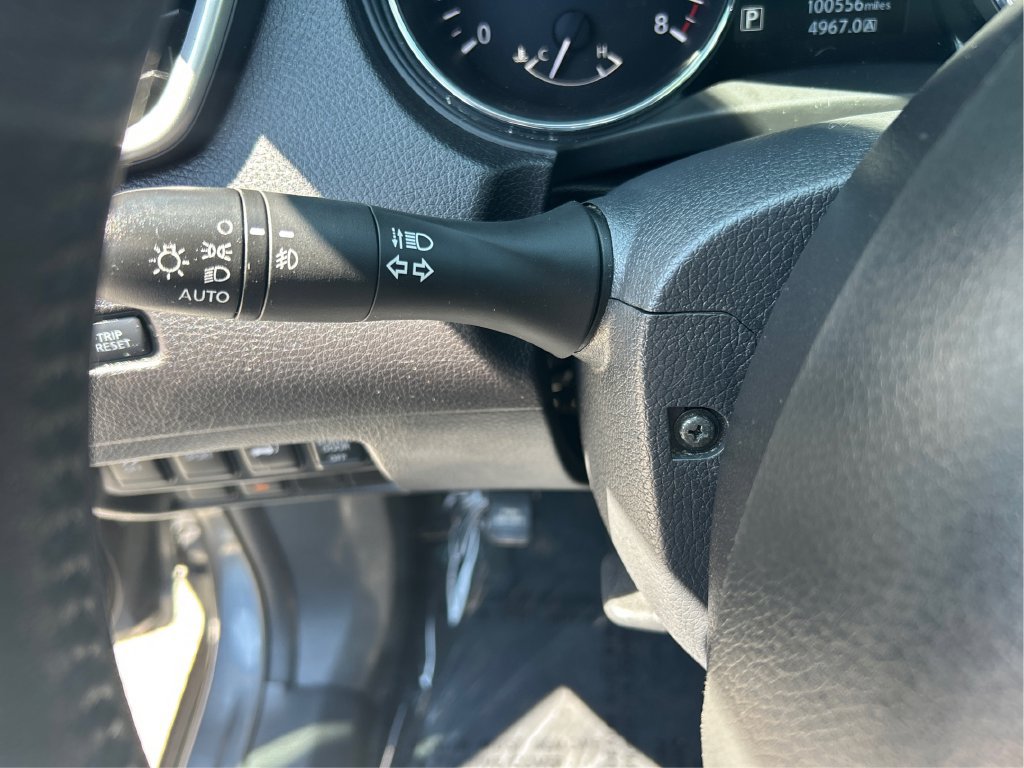 Used 2016 Nissan Rogue SL w/ SL Premium Package FWD image 20