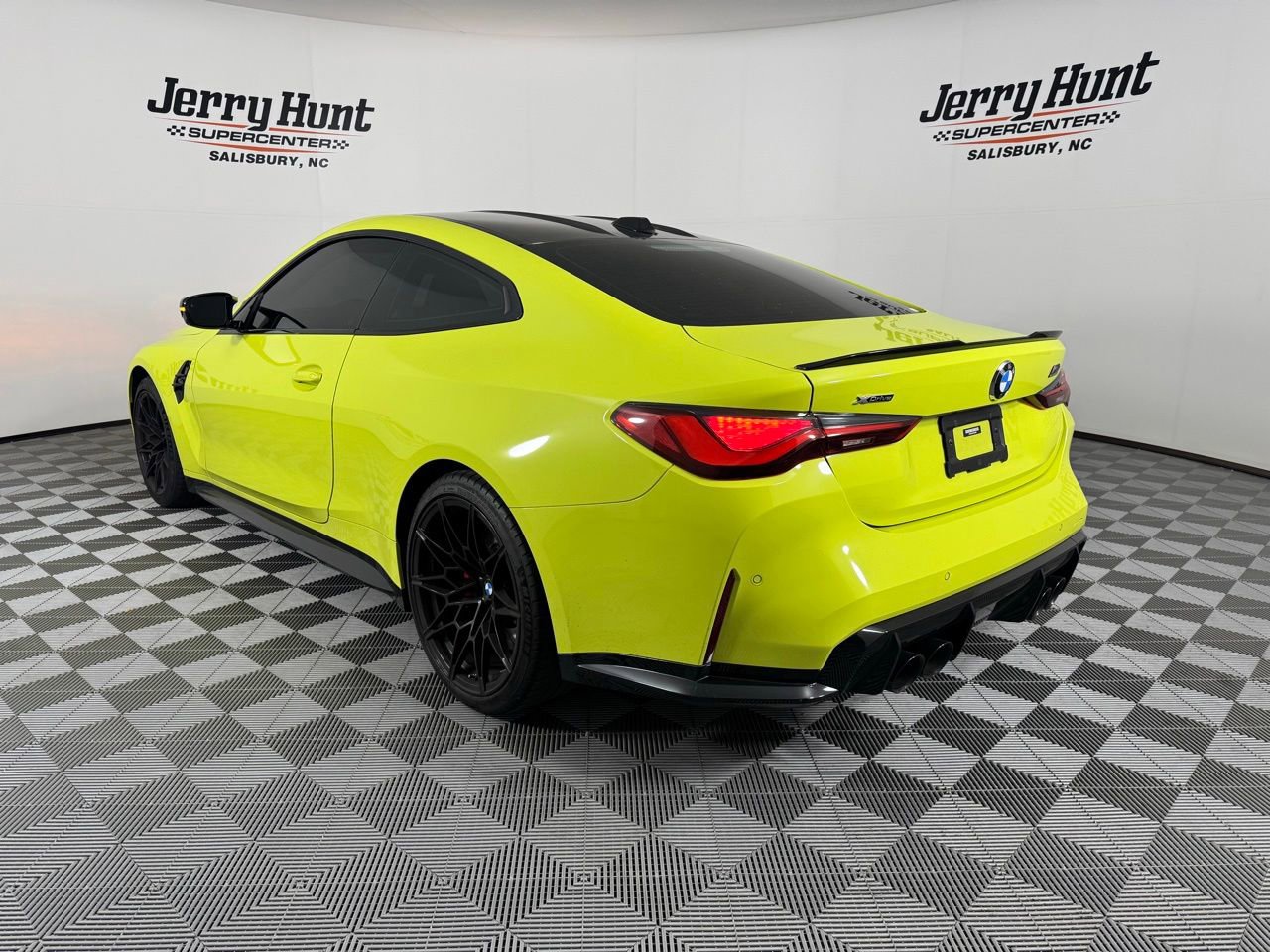 Used 2024 BMW M4 xDrive Competition w/ Executive Package AWD/4WD image 9