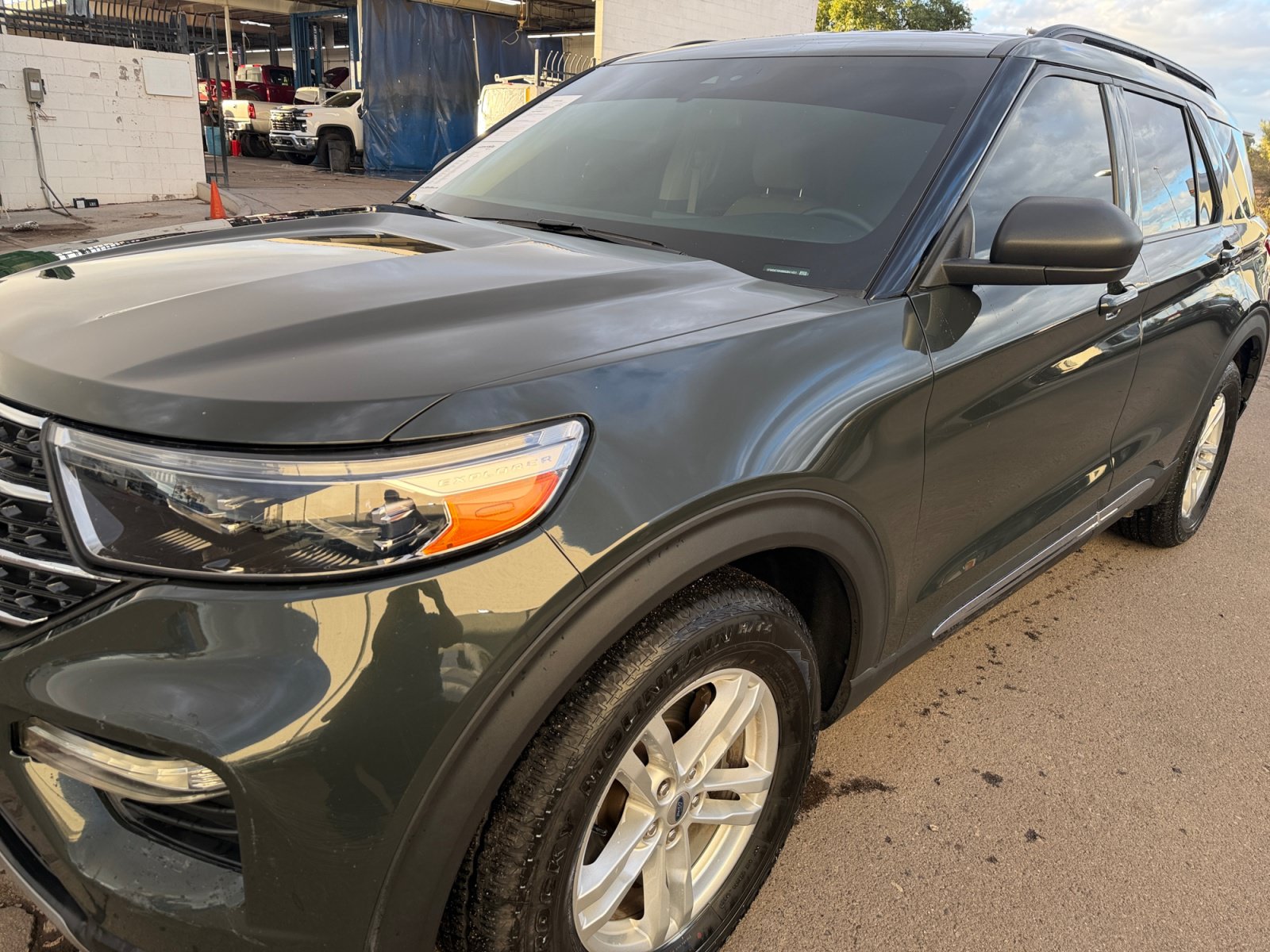 Used 2022 Ford Explorer XLT w/ Equipment Group 202A RWD image 10
