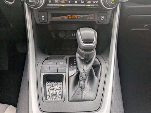 Used 2024 Toyota RAV4 XLE Premium image 20