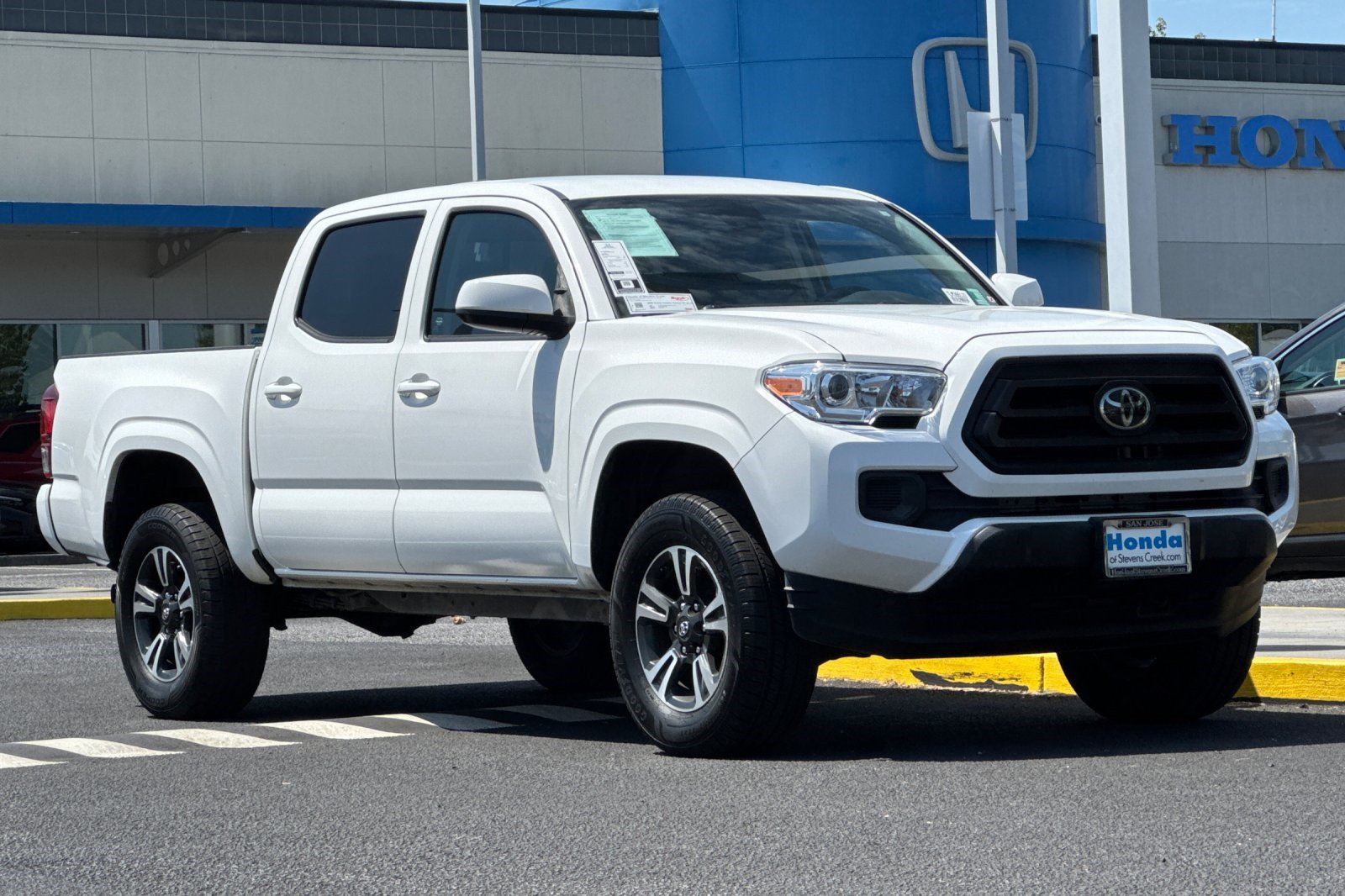 Used 2020 Toyota Tacoma SR AWD/4WD image 7