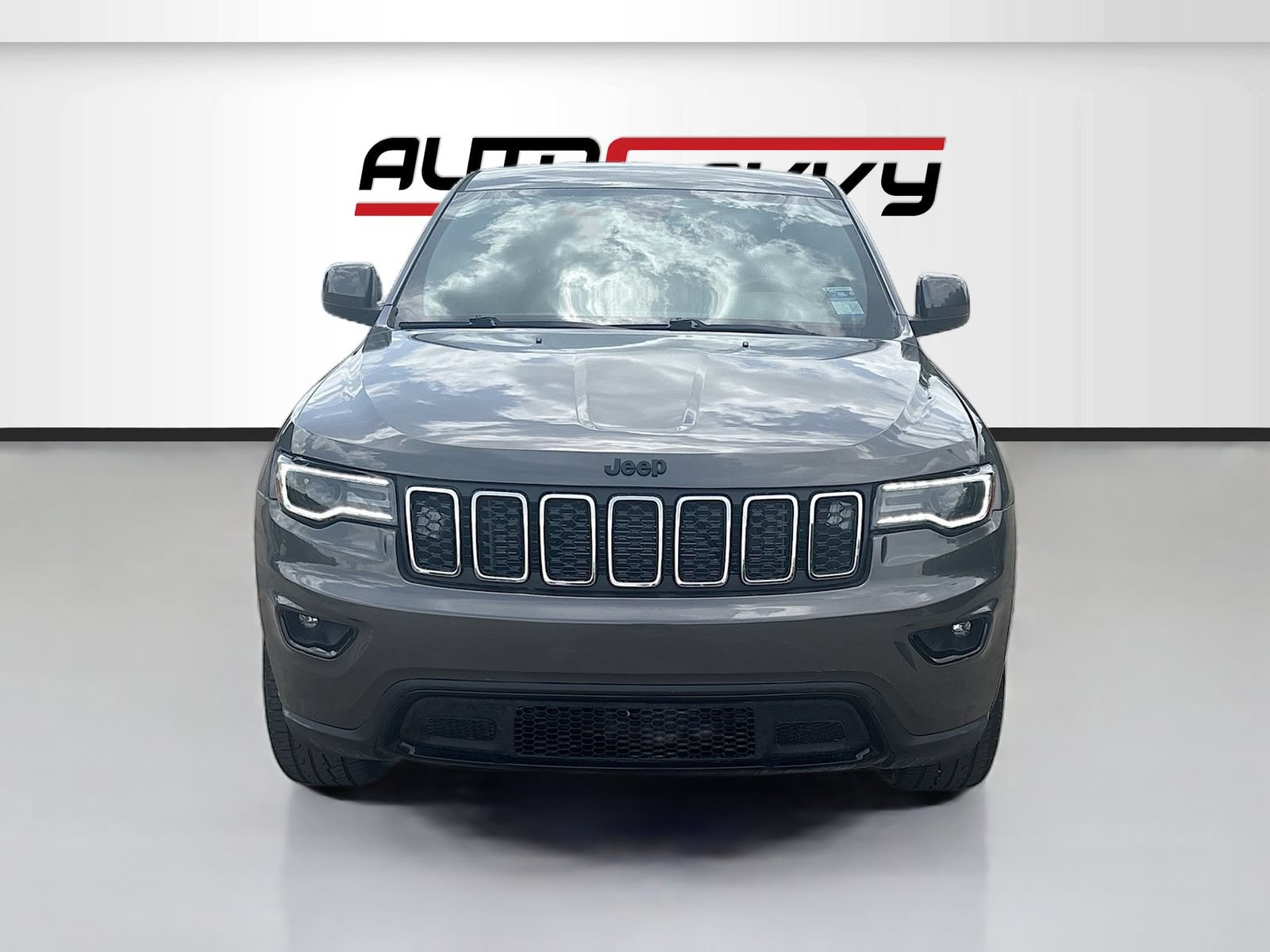 Used 2020 Jeep Grand Cherokee Altitude RWD image 2