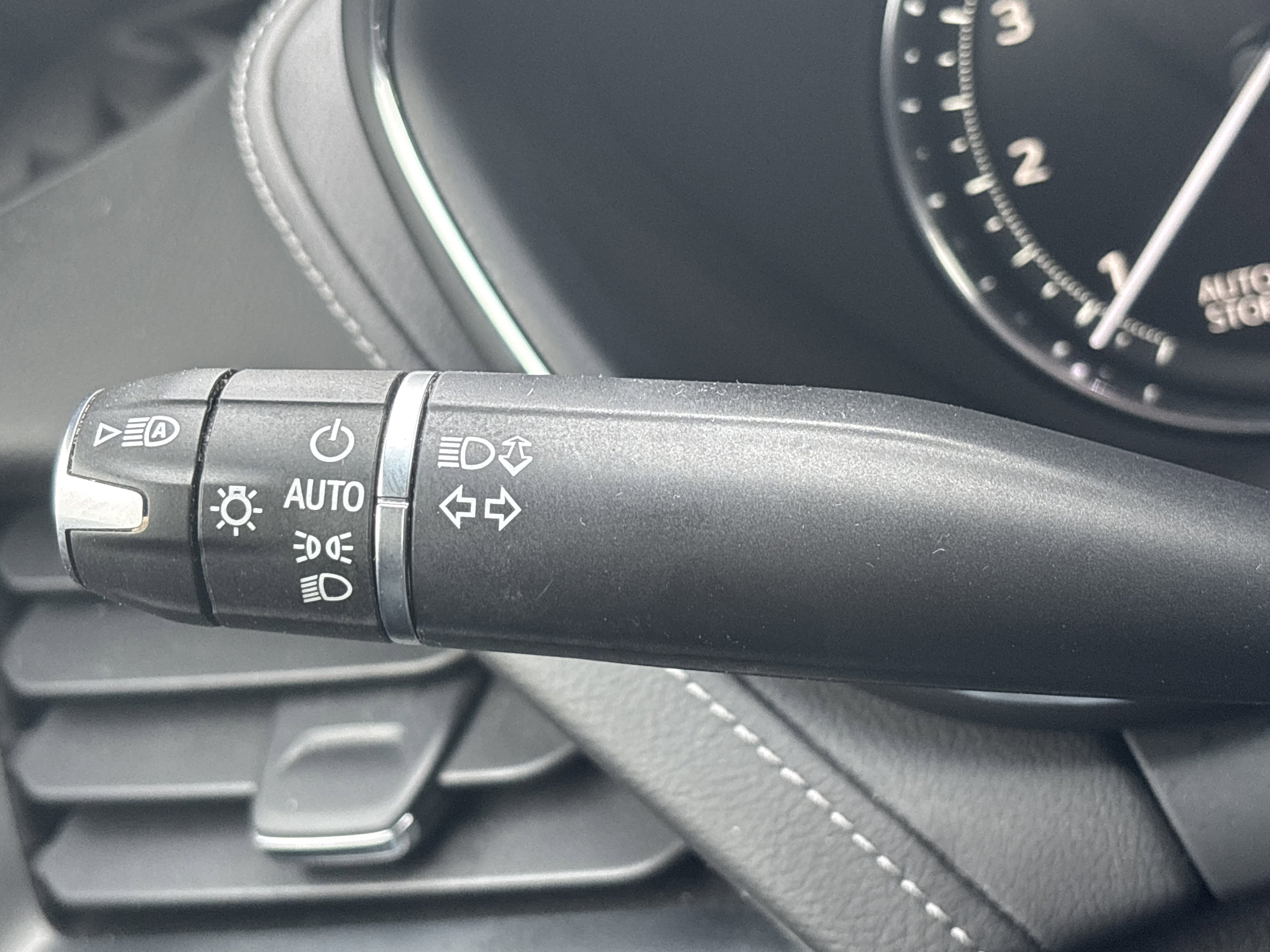 Used 2023 Cadillac CT5 Luxury image 28