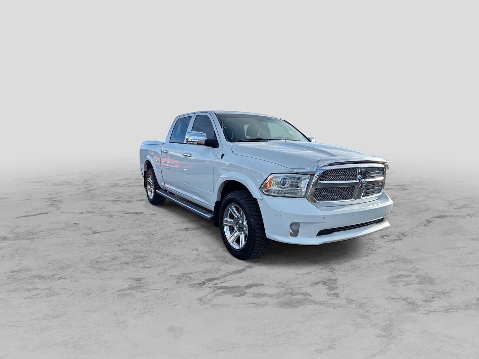 Used 2014 RAM 1500 Limited AWD/4WD image 2